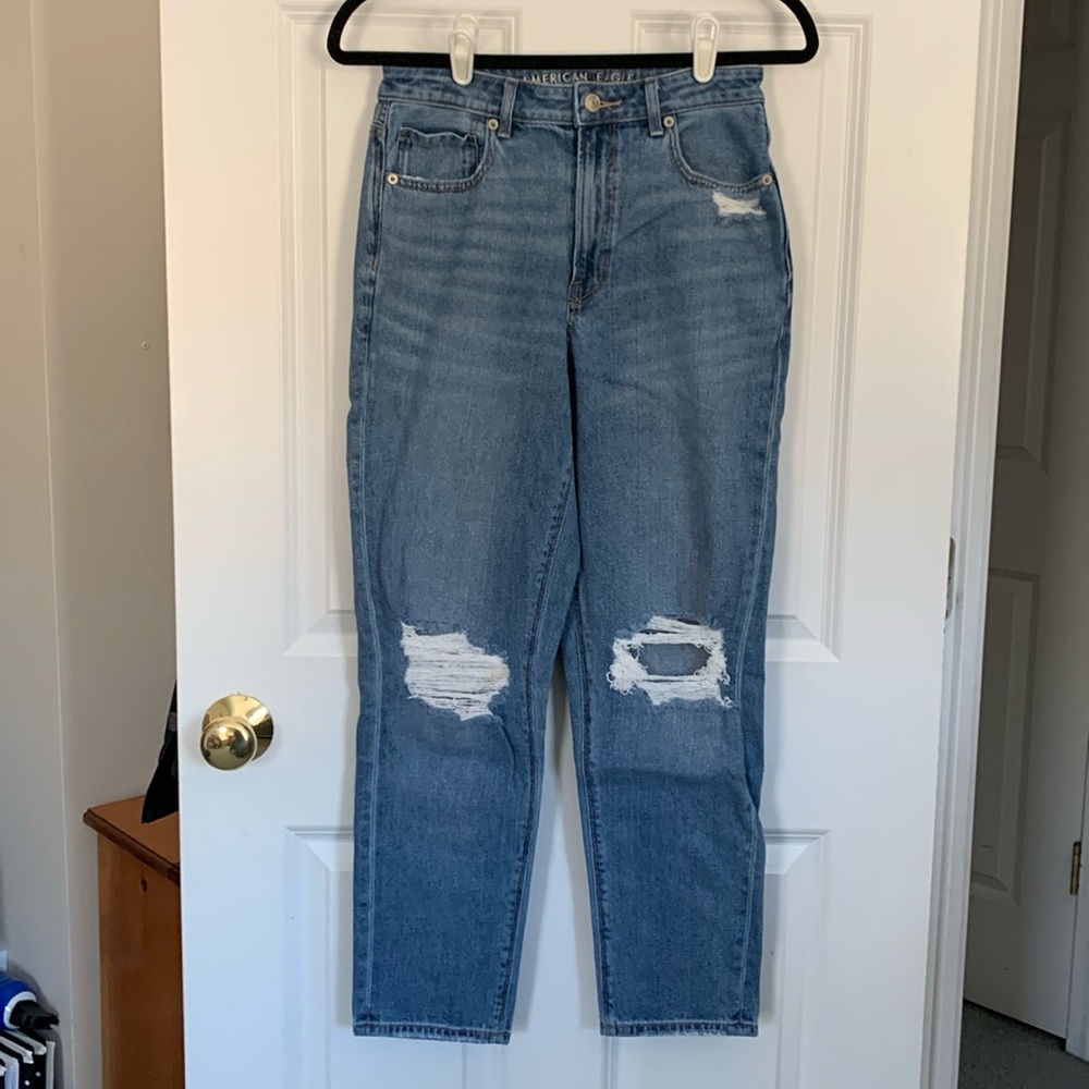 American Eagle Mom Jeans